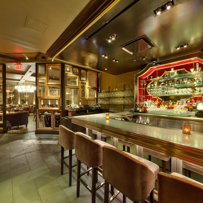 Bar / Center