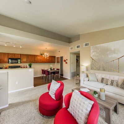 Living Room/Veranda