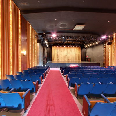 Center Aisle