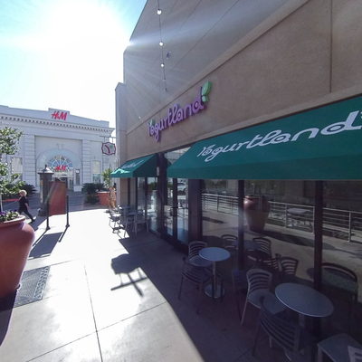 Shops & Restaurants
