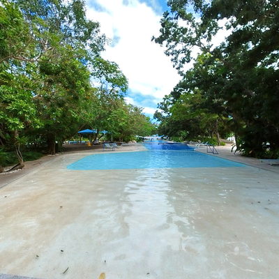 Pool (Right Side)