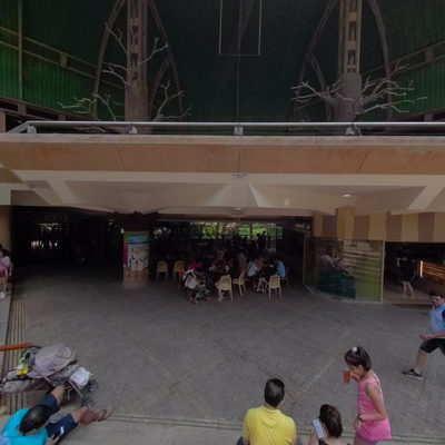 Food Court