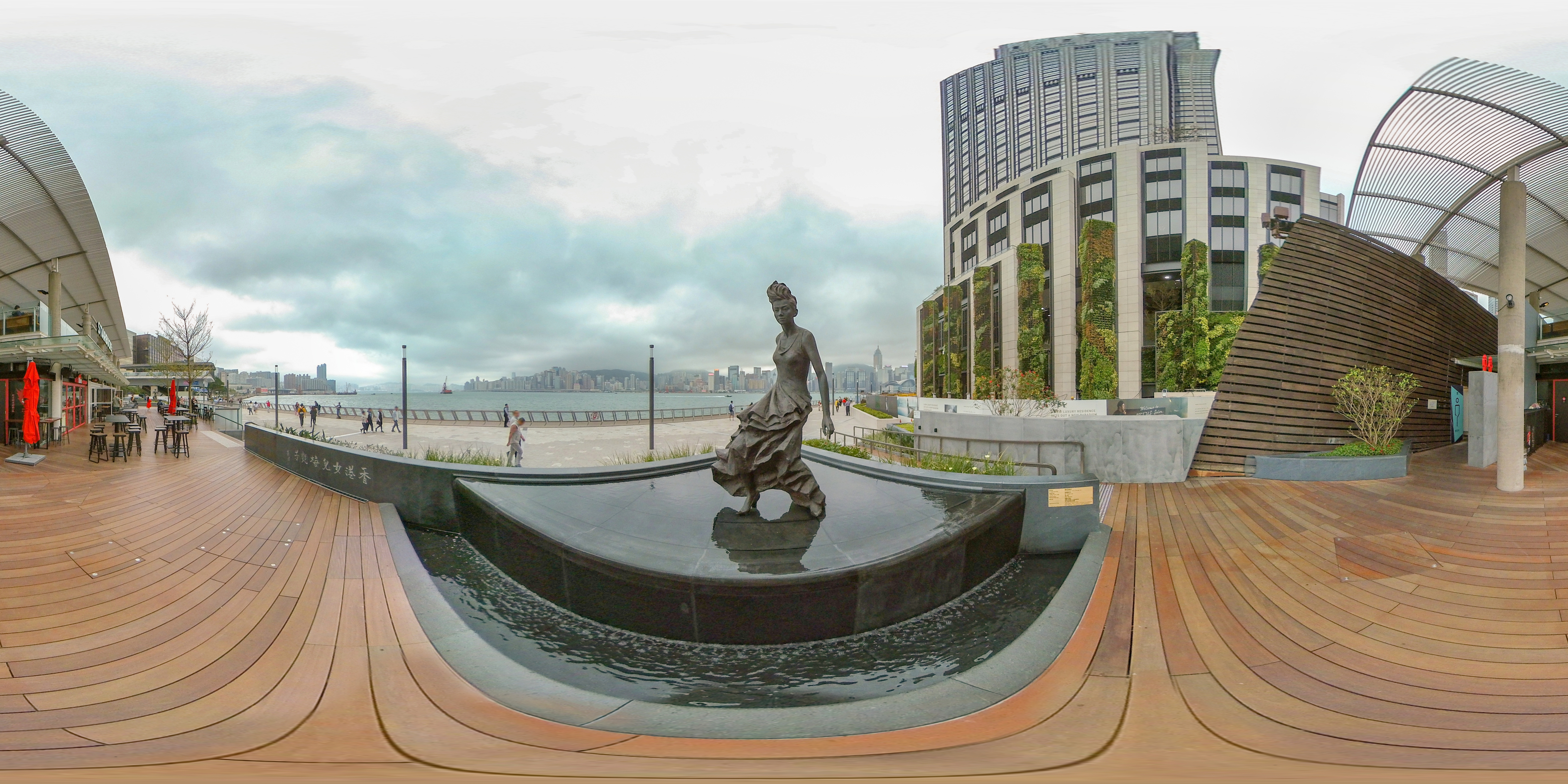 Anita Mui Statue