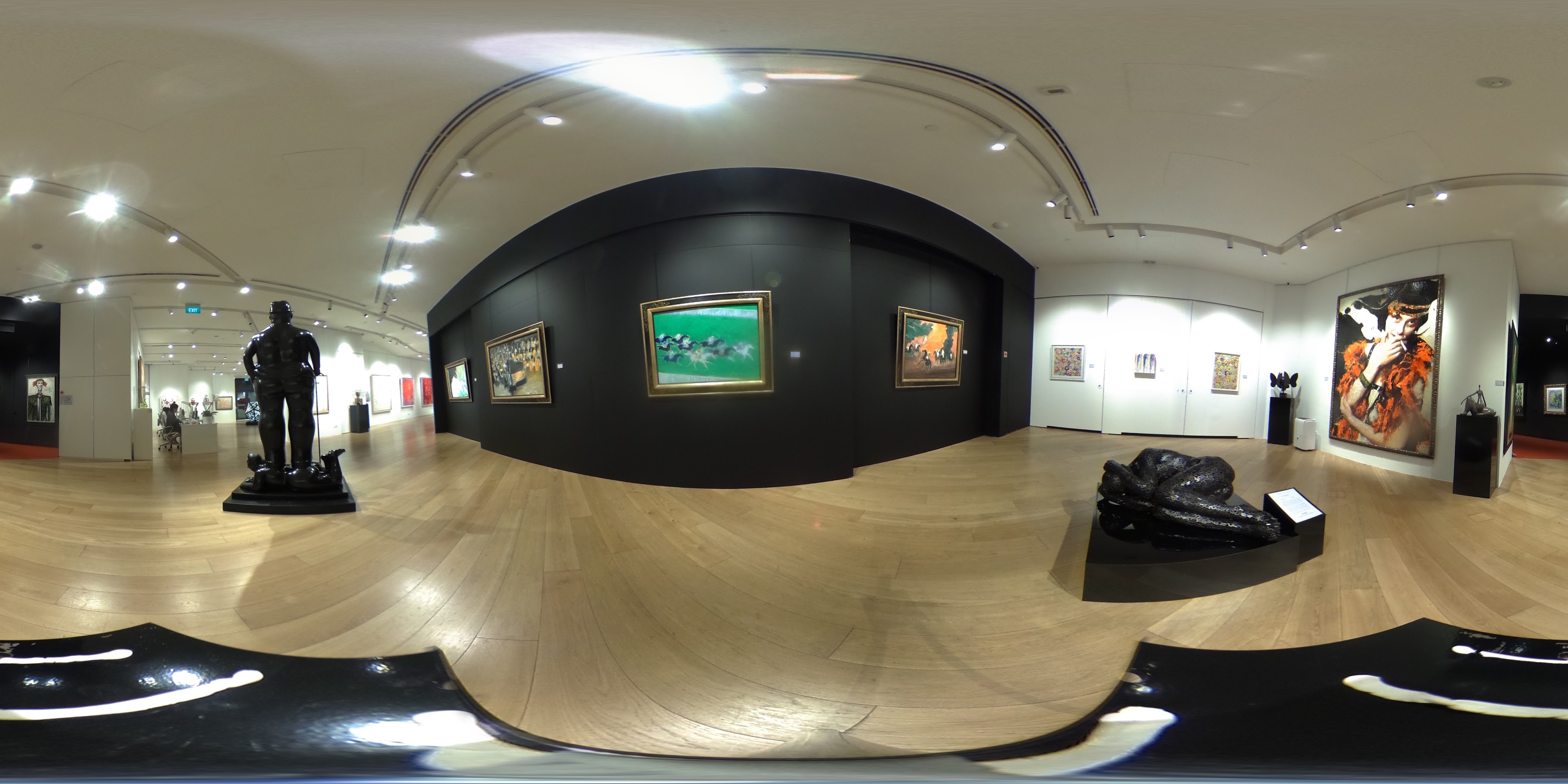 Elegant Art Gallery Exhibition