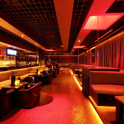 Couches & Tables