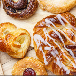 Best Pastries & Bakeries food - Assorted bread